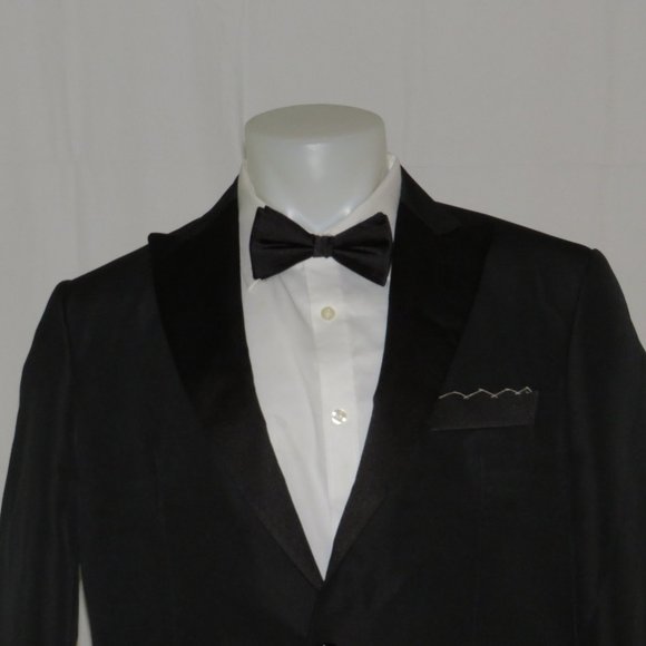 Domenico Vacca Solid Black Sharkskin Peak Lapel Two Button Tuxedo 44R NWT - Picture 5 of 12